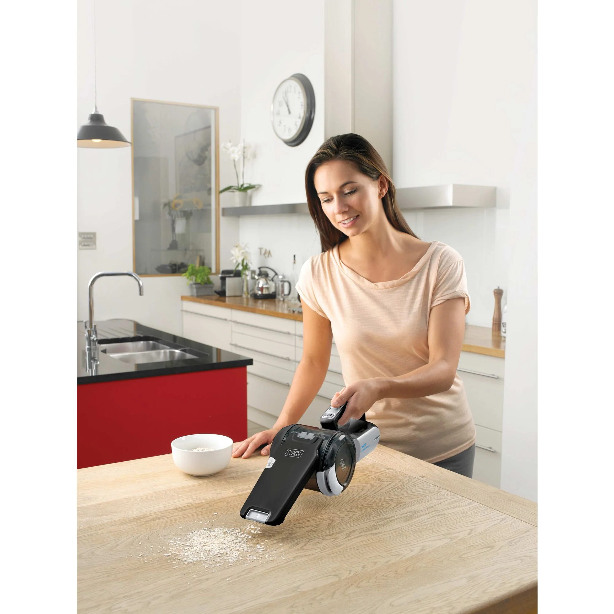 dustbuster® PIVOT VAC™ Cordless Handheld Vacuum, Extendible Crevice Tool, Pivot Nozzle, Strong Suction - Image 3