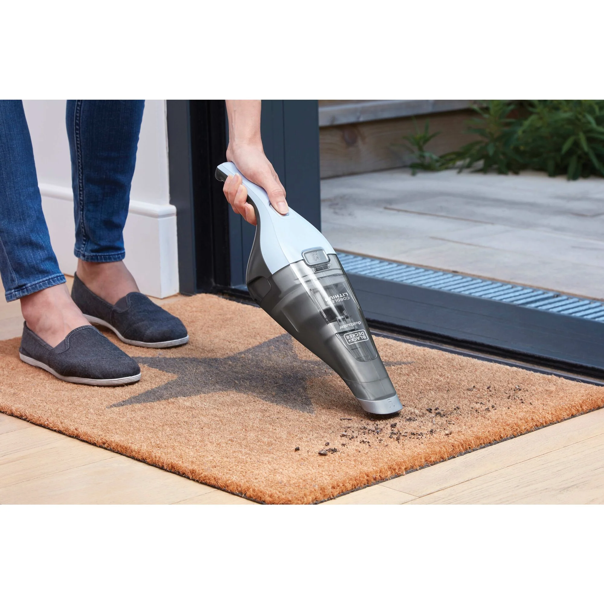 dustbuster® 7.2V 1.5Ah Cordless Hand Vacuum, Icy Blue - Image 2
